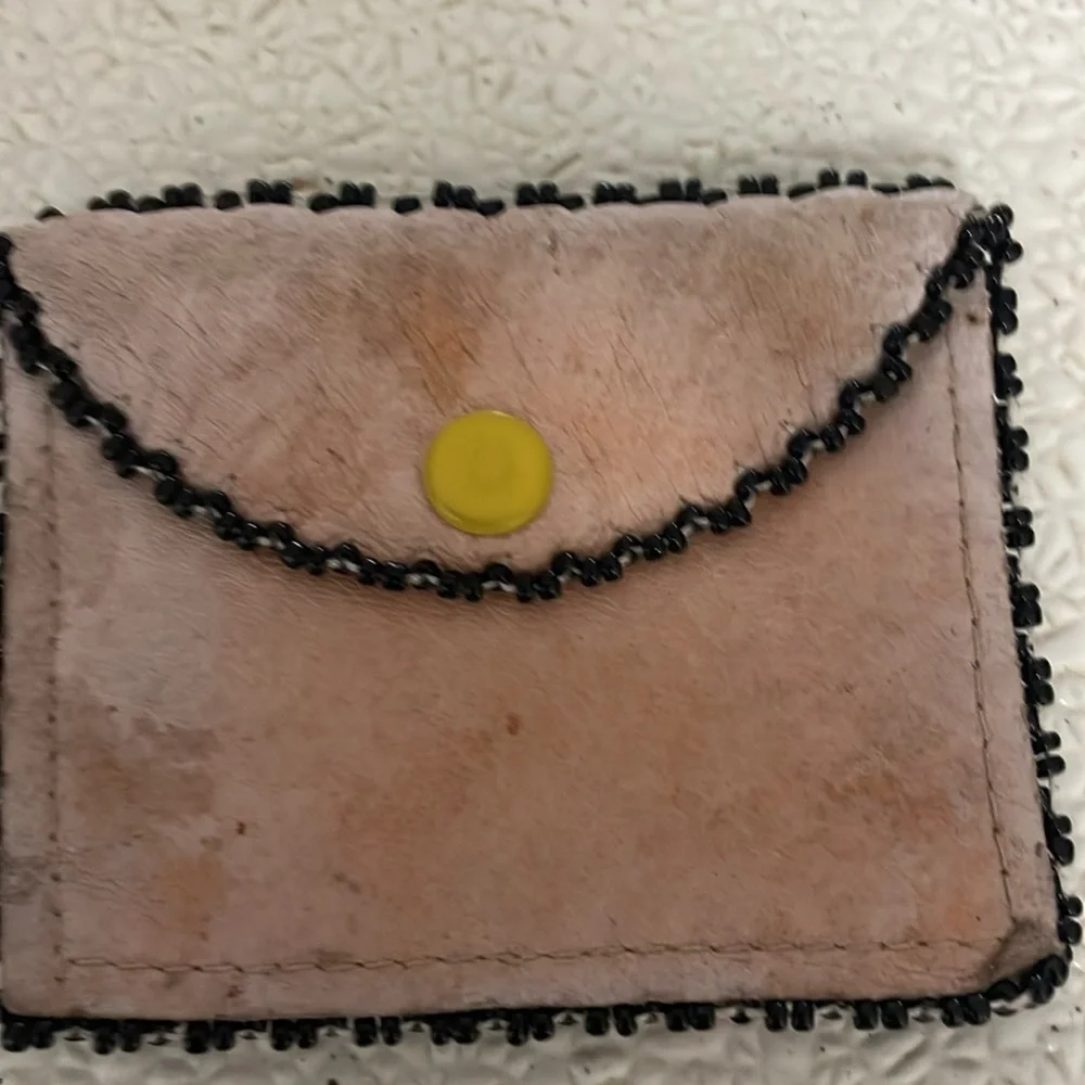 Vintage Tribal Native American Beaded Leather coin purse - Picture 2 of 3